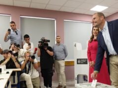 Maltese hold vote, expected to favour prime minister