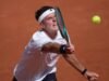 De Minaur’s Paris opponent collapses in ‘insane’ heat