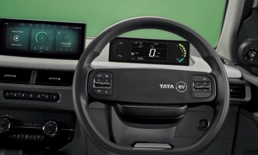 tiago-ev-interior-897x538.jpg