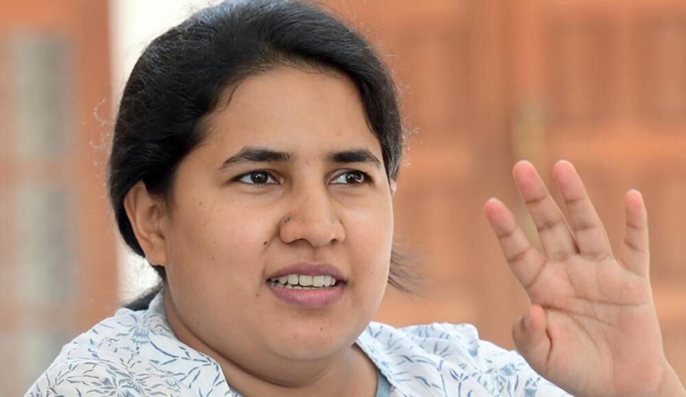 veena-vijayan.jpg