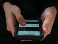 No referee: the online traps costing Aussies millions