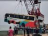 পদ্মায় বাসডুবি: ফেরিঘাটে নামতে রাজি ছিলেন না অনেক যাত্রী