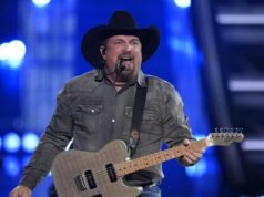 Country music star Garth Brooks mulls selling catalogue for up to $2.8 billion