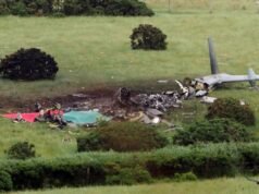 Kate leads tribute after Navy helicopter deaths