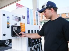 Strait of Hormuz toll threat could spark Australian fuel price pain, opposition warns
