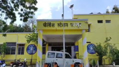 परतूर स्नेहसंमेलन वादात, मुलांनी पाकिस्तानी गाण्यावर तलवारींसह नृत्य केल्याच्या आरोपावरून मुख्याध्यापकांवर गुन्हा दाखल
