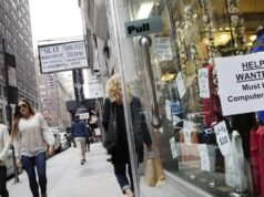 US jobs notch third straight month of solid growth