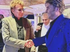 Barry Manilow superfan banned over wig