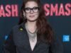 Debra Messing considering moving to Israel