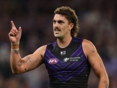 Fremantle Dockers overcome Geelong and their own inaccuracy to extend winning streak to 13 games