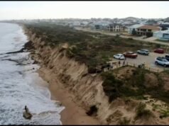 WA hobbyist treasure hunter strikes gold at Madora Bay Beach after stormy WA long weekend