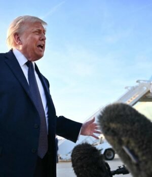 TOPSHOT-FRANCE-US-POLITICS-DIPLOMACY-1_1781797117838_1781797142954_93efe81a-ceef-4394-a3ff-fc501c5057f6.jpg