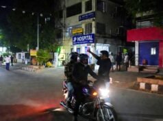 Mobile snatching bid goes awry, suspect dies of heart attack while escaping