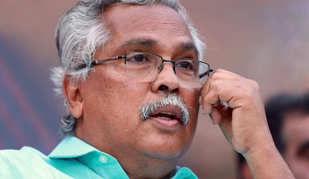 binoy-viswam.jpg