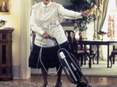 Robin Williams used to prank members on public in full Mrs Doubtfire ‘disguise’