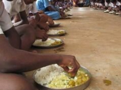 സ്കൂളില് നിന്ന് ഉച്ച ഭക്ഷണം കഴിച്ച ഇരുപതോളം വിദ്യാര്ഥികള്ക്കു ഭക്ഷ്യ വിഷബാധ
