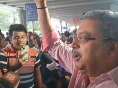 TMC’s Kalyan Banerjee faces chor, chor, Jai Shri Ram chants at Kolkata airport