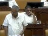 ജീവനക്കാരുടെ വ്യാപക സ്ഥലംമാറ്റം: നിയമസഭയിൽ പ്രതിപക്ഷ പ്രതിഷേധം, അടിയന്തര പ്രമേയം, ഇറങ്ങിപ്പോക്ക്