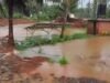 കനത്ത മഴയില് കൊളത്തൂരിലെ സര്വീസ് റോഡ് മുങ്ങി; അങ്ങാടിപ്പുറം-വളാഞ്ചേരി പാതയില് ഗതാഗതം സ്തംഭിച്ചു