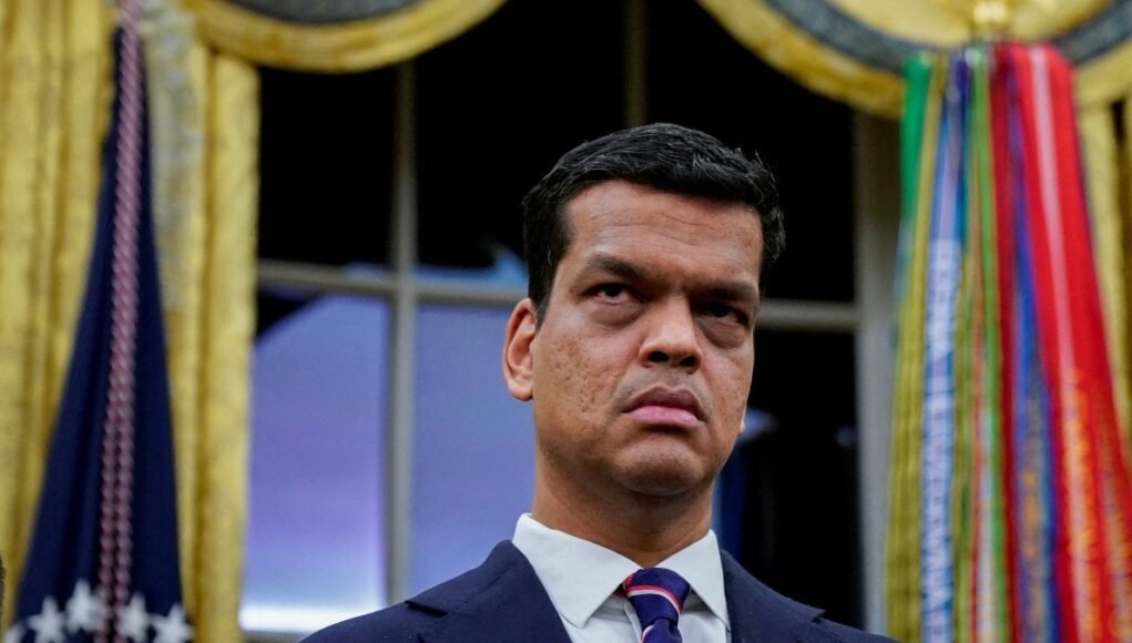 sriram-krishnan--senior-white-house-policy-advisor-on-artificial-intelligence-061220575-16x9_0.jpg