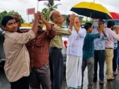 മനുഷ്യ ‘ആകാശപാത’ തീര്ത്ത് ജനരോഷം; നീലേശ്വരത്തെ സമരത്തിന്റെ നൂറാം ദിനത്തില് വേറിട്ട പ്രതിഷേധം