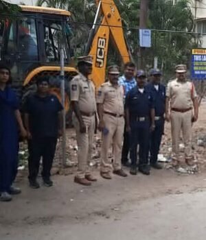 HYDRAA-clears-encroachments-in-police-land-780x470.jpg