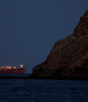 Iran_Collect_Fees_from_Ship_Crossing_Hormuz_1783263793847_1783263794046_dbb8c07f-f45c-4d11-8ddc-e054a58e332c.JPG