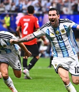 Lionel_Messi__1783500016729_1783500016946_d85ee837-b4c3-45fe-8b27-f06030259b09.jpg