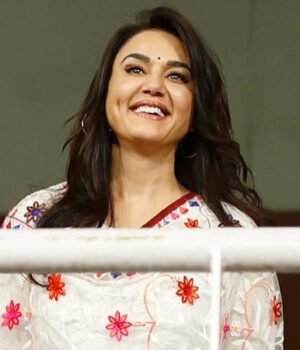 Preity-Zinta-moves-Bombay-HC.jpeg