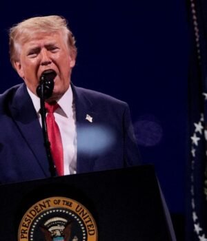 USA-ELECTION-TRUMP-COMMUNISM-1_1783505659211_1783505667800_dd3685da-6361-41dc-adfb-0b2e90505e03.JPG