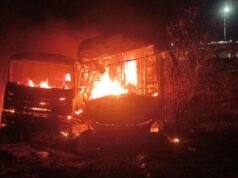 രാജസ്ഥാനില് ട്രക്കിലിടിച്ച ബസിന് തീപിടിച്ചു; എട്ടുപേര് മരിച്ചു