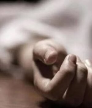delhi-woman-jumps-to-death-while-ablaze--father-cites-stress-over-child-custody-081728696-16x9_0.jpg