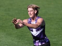 Fremantle reinforce ruck stocks as untried youngster Aiden Riddle signs new Dockers deal