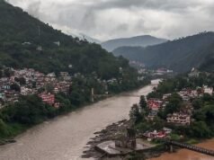 ഉത്തരേന്ത്യയില് മഴക്കെടുതി തുടരുന്നു; ഹിമാചലില് നാല് മരണം