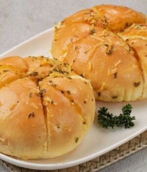 korean-cheese-bun_1782968875908_1782968876023_eda155ed-4307-41b1-b9b0-023cc68a348c.jpg