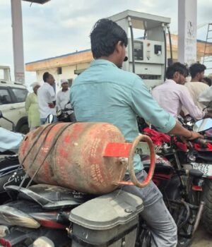 petrol_diesel_lpg_1783559089790_1783559089972_72f5cf78-e0f4-409f-b2d9-fdbad9bb6f9d.jpeg