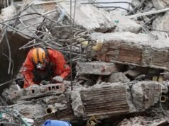 Colombia quake survivors search enters critical window