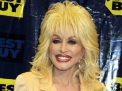 Dolly Parton musical to open on Broadway as planned
