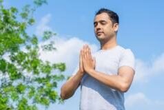व्हिटॅमिन डीसाठी दररोज किती वेळ उन्हात बसावं? वाचा