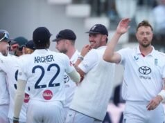 Robinson powers England to series win over Pakistan