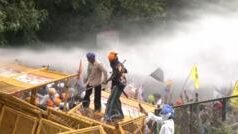 ਚੰਡੀਗੜ੍ਹ ‘ਚ ਕੌਮੀ ਇਨਸਾਫ ਮੋਰਚੇ ਦੇ ਪ੍ਰਦਰਸ਼ਨਕਾਰੀਆਂ ਨੂੰ ਰੋਕਣ ਲਈ ਚੱਲੇ ਹੰਝੂ ਗੈਸ ਦੇ ਗੋਲੇ, ਮੋਰਚੇ ਨੇ ਅਗਲਾ ਐਲਾਨ ਕੀ ਕੀਤਾ?