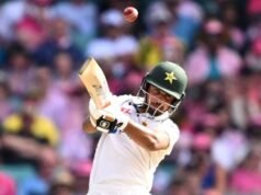 England face Pakistan with both desperate for Test win