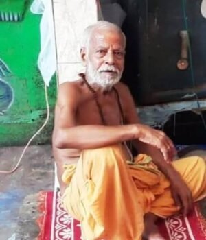 AKHANDALAMANI-MANDIRA-PUJAK-DEHANTA.jpg
