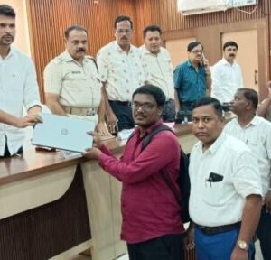 BASUDEVPUR-COLLECTOR-GRIEVANCE-640x288.jpg