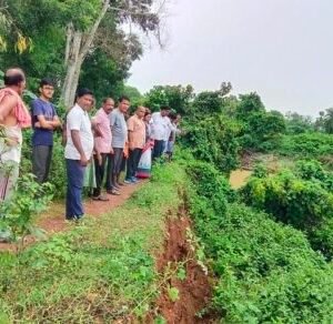 GENGUTI-NADIBANDHA-DHASILA-640x292.jpg