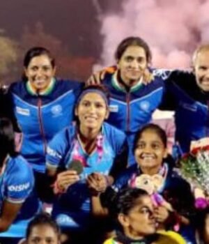 Indian_Women_Hockey_Team_1786690787236_1786690787341_f172830a-2876-43d7-87ff-2d9ce82b90ca.jpg