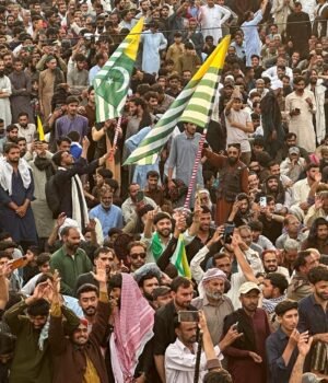 PAKISTAN-KASHMIR-POLITICS-PROTEST-3_1785638529796_1785638538205_3066a5c3-49b2-416a-83ba-f51f0b3edf17.jpg