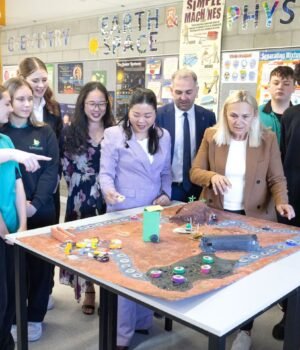 Sabine%20Winton%20students.jpg