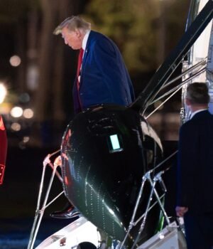 Trump-143_1786500003269_1786500055150_6fb70dca-6cdd-4401-9079-a4ae4ea1ea3c.jpg