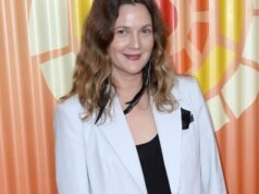 Drew Barrymore reunites with flight attendant four years after tearful encounter